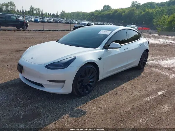 5YJ3E1EC6MF925591 2021 TESLA MODEL 3 - Image 2