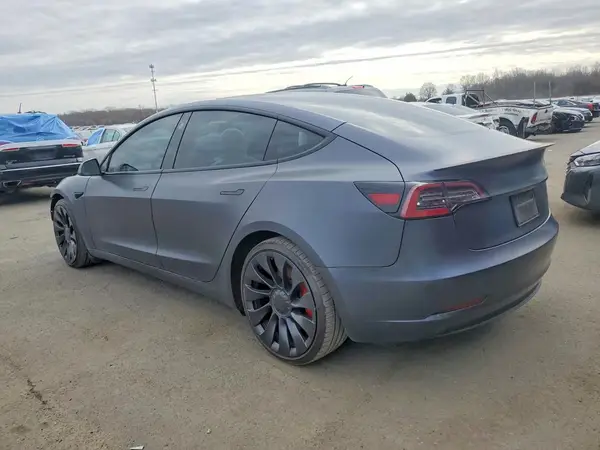 5YJ3E1EC6NF105092 2022 TESLA MODEL 3 - Image 2