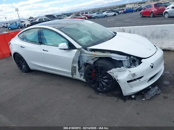 5YJ3E1EC6NF111958 2022 TESLA MODEL 3 - Image 1
