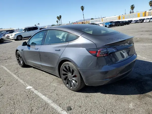 5YJ3E1EC6NF231565 2022 TESLA MODEL 3 - Image 2