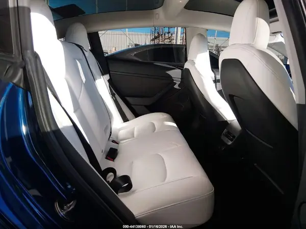 5YJ3E1EC6NF279051 2022 TESLA MODEL 3 - Image 8