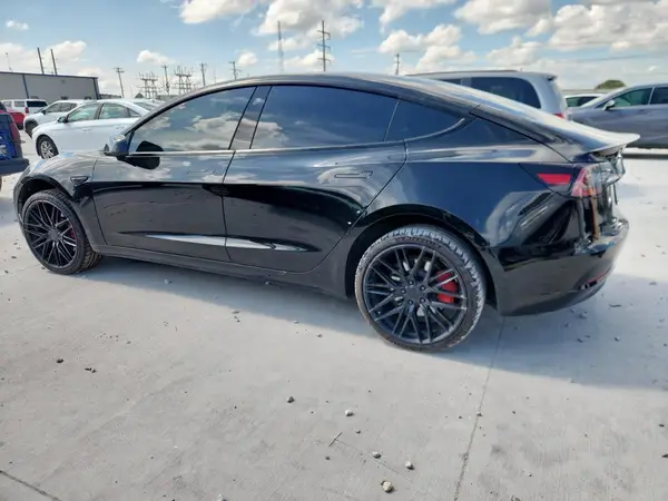 5YJ3E1EC6NF339748 2022 TESLA MODEL 3 - Image 2