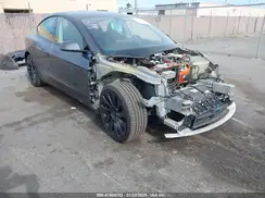 5YJ3E1EC6NF366318 2022 TESLA MODEL 3