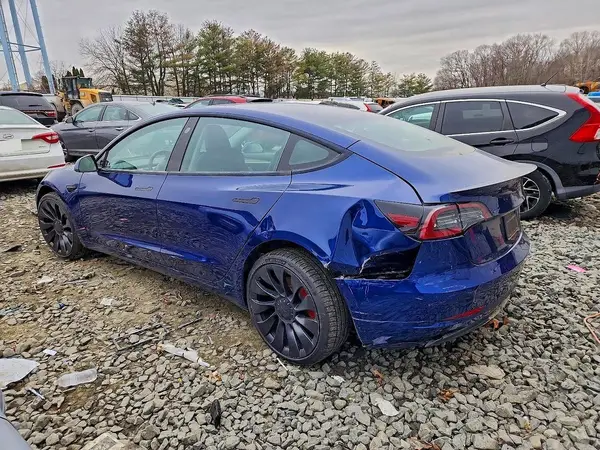 5YJ3E1EC6PF480614 2023 TESLA MODEL 3 - Image 2