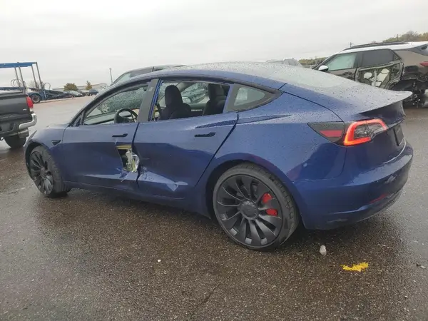 5YJ3E1EC6PF480824 2023 TESLA MODEL 3 - Image 2
