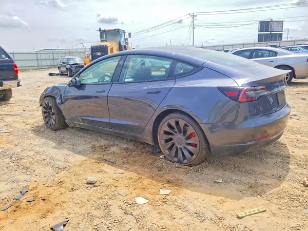 5YJ3E1EC6PF489328 2023 TESLA MODEL 3 - Image 2