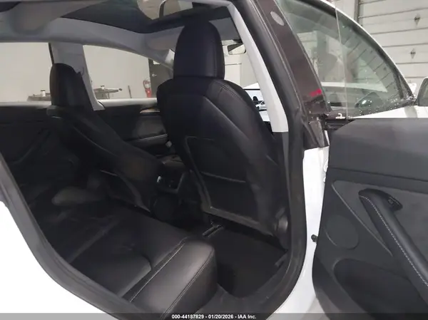 5YJ3E1EC6PF491550 2023 TESLA MODEL 3 - Image 8