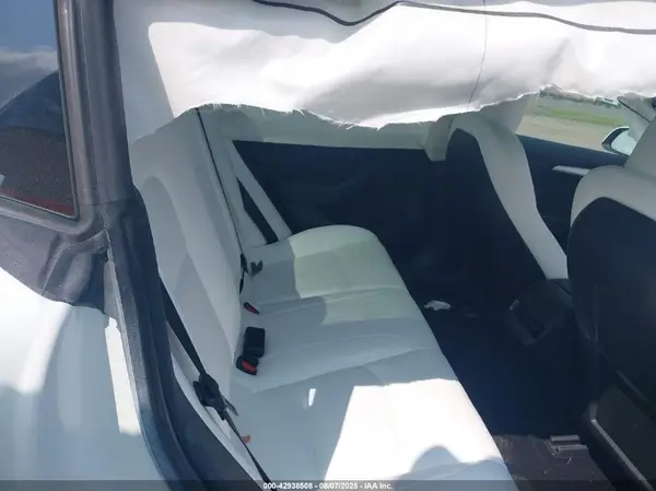 5YJ3E1EC6PF495226 2023 TESLA MODEL 3 - Image 8