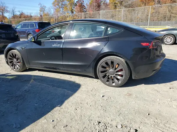 5YJ3E1EC6PF543498 2023 TESLA MODEL 3 - Image 2