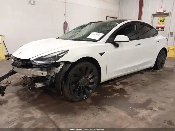 5YJ3E1EC6PF587968 2023 TESLA MODEL 3 - Image 2