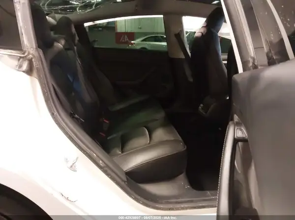 5YJ3E1EC6PF587968 2023 TESLA MODEL 3 - Image 8