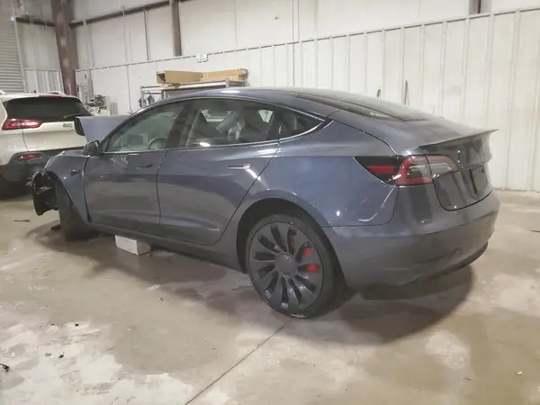 5YJ3E1EC6PF601884 2023 TESLA MODEL 3 - Image 2