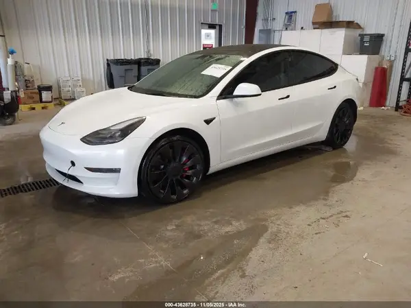 5YJ3E1EC6PF622332 2023 TESLA MODEL 3 - Image 2