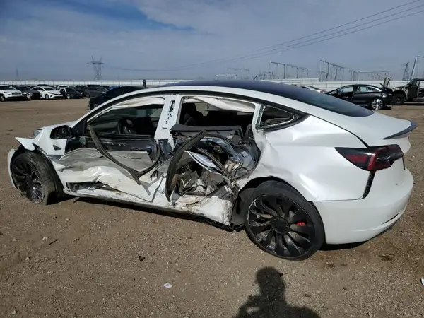 5YJ3E1EC6PF627644 2023 TESLA MODEL 3 - Image 2