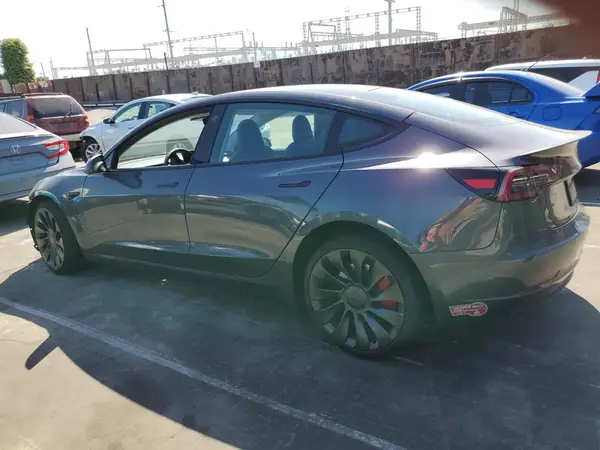 5YJ3E1EC6PF633847 2023 TESLA MODEL 3 - Image 2