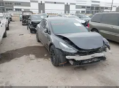 5YJ3E1EC6PF637395 2023 TESLA MODEL 3