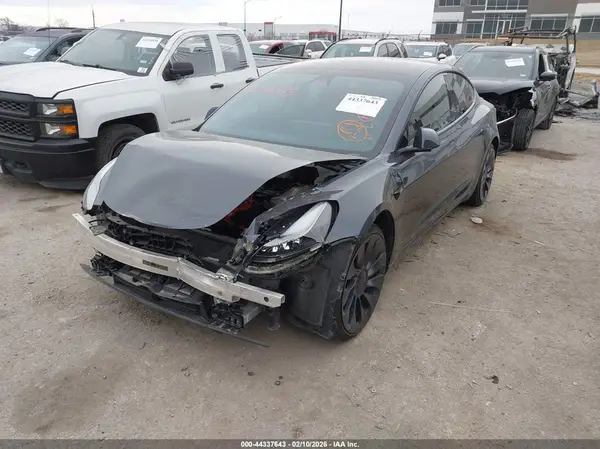 5YJ3E1EC6PF637395 2023 TESLA MODEL 3 - Image 2