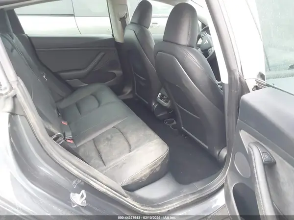5YJ3E1EC6PF637395 2023 TESLA MODEL 3 - Image 8