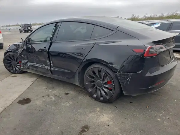 5YJ3E1EC6PF693837 2023 TESLA MODEL 3 - Image 2