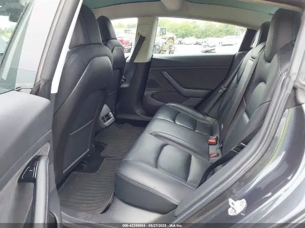 5YJ3E1EC7LF586659 2020 TESLA MODEL 3 - Image 8