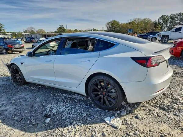 5YJ3E1EC7LF587004 2020 TESLA MODEL 3 - Image 2