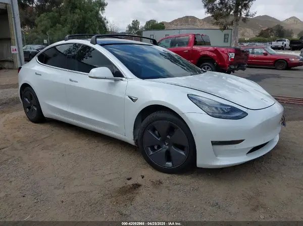 5YJ3E1EC7LF602634 2020 TESLA MODEL 3 - Image 1