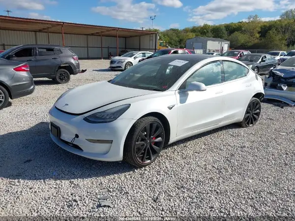 5YJ3E1EC7LF623838 2020 TESLA MODEL 3 - Image 2