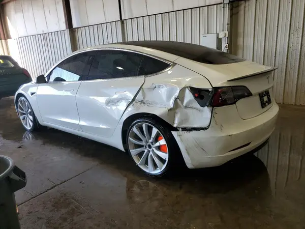 5YJ3E1EC7LF623886 2020 TESLA MODEL 3 - Image 2