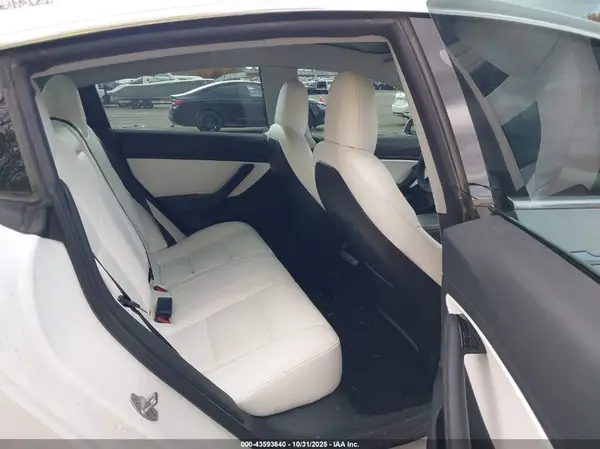 5YJ3E1EC7LF624942 2020 TESLA MODEL 3 - Image 8