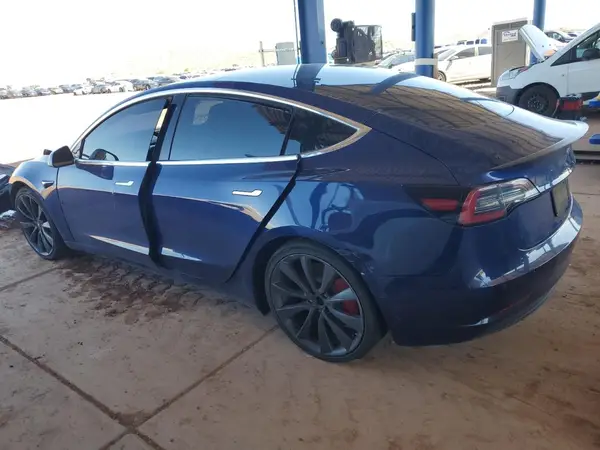5YJ3E1EC7LF641210 2020 TESLA MODEL 3 - Image 2