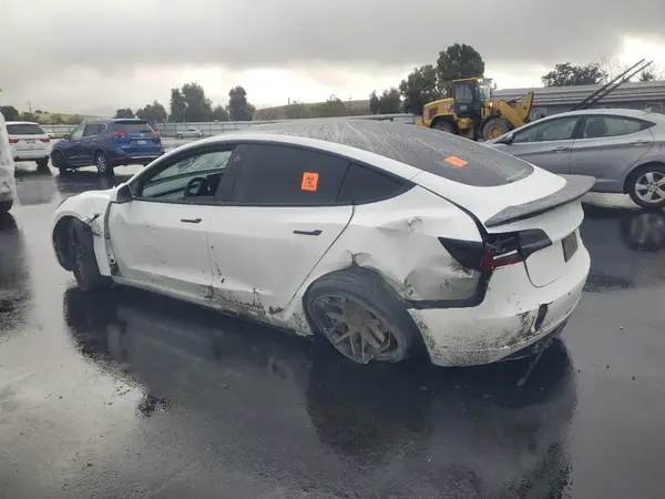 5YJ3E1EC7LF647122 2020 TESLA MODEL 3 - Image 2
