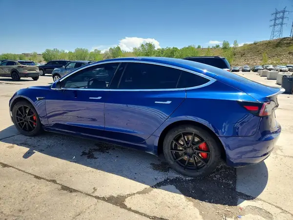 5YJ3E1EC7LF719419 2020 TESLA MODEL 3 - Image 2