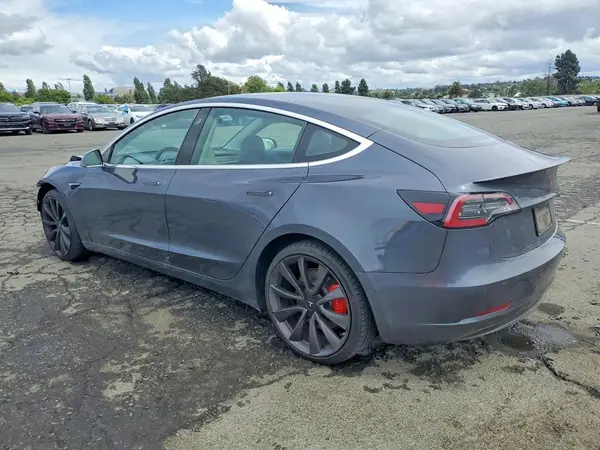 5YJ3E1EC7LF746913 2020 TESLA MODEL 3 - Image 2