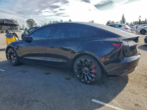 5YJ3E1EC7MF005744 2021 TESLA MODEL 3 - Image 2
