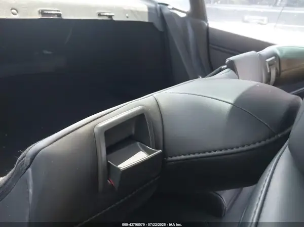 5YJ3E1EC7MF020468 2021 TESLA MODEL 3 - Image 8