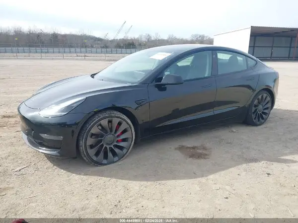 5YJ3E1EC7MF030188 2021 TESLA MODEL 3 - Image 2