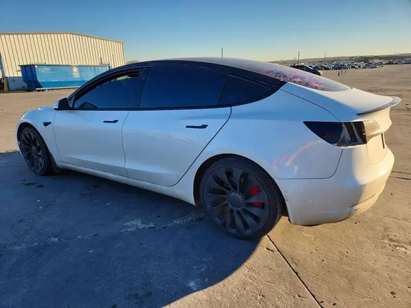 5YJ3E1EC7MF036217 2021 TESLA MODEL 3 - Image 2