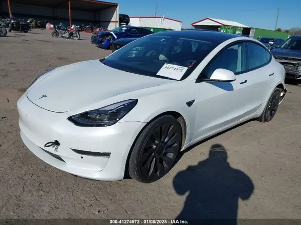 5YJ3E1EC7MF044401 2021 TESLA MODEL 3 - Image 2