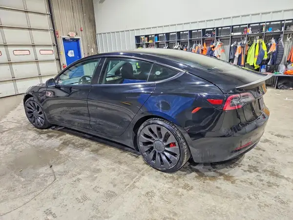 5YJ3E1EC7MF044608 2021 TESLA MODEL 3 - Image 2