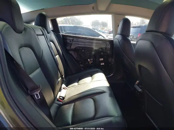 5YJ3E1EC7MF073977 2021 TESLA MODEL 3 - Image 8