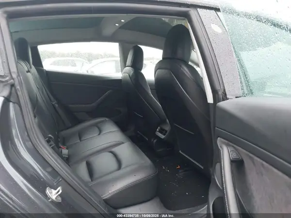 5YJ3E1EC7MF088804 2021 TESLA MODEL 3 - Image 8