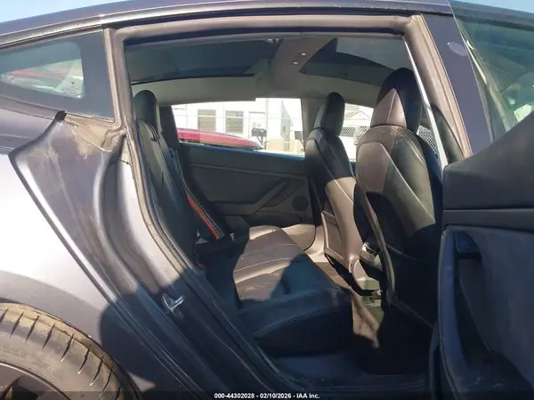 5YJ3E1EC7MF093663 2021 TESLA MODEL 3 - Image 8
