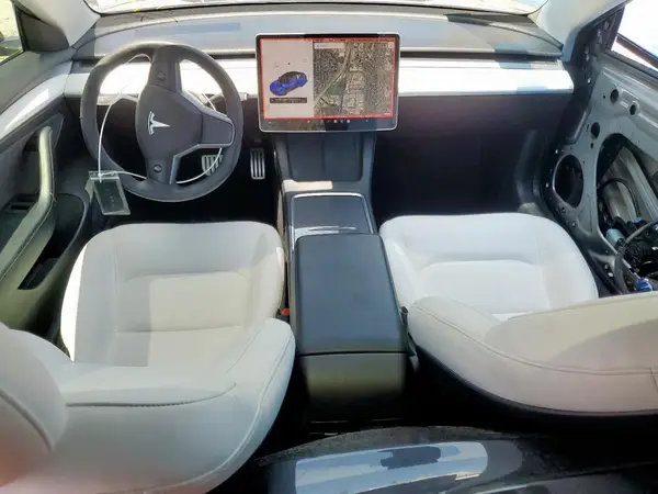 5YJ3E1EC7MF099365 2021 TESLA MODEL 3 - Image 8