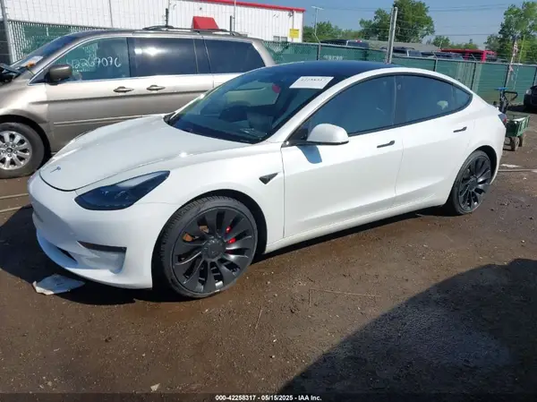 5YJ3E1EC7MF919282 2021 TESLA MODEL 3 - Image 2