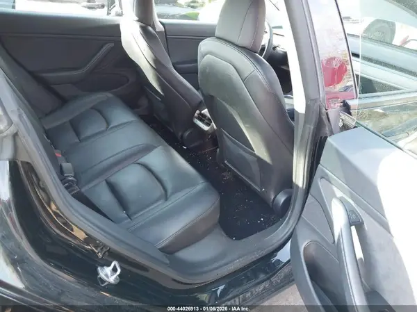 5YJ3E1EC7MF925387 2021 TESLA MODEL 3 - Image 8