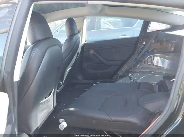 5YJ3E1EC7MF926328 2021 TESLA MODEL 3 - Image 8
