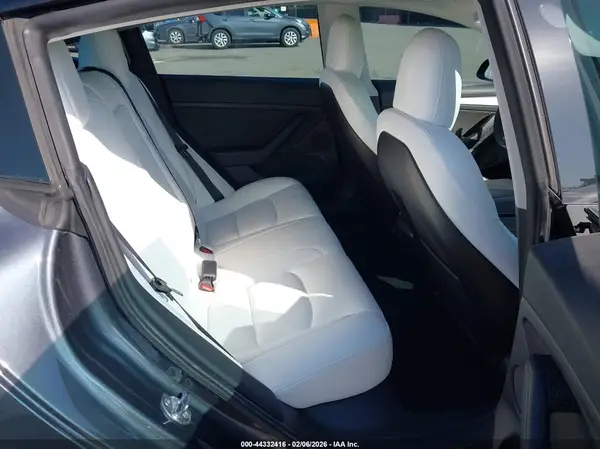 5YJ3E1EC7MF991891 2021 TESLA MODEL 3 - Image 8