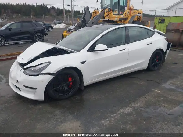 5YJ3E1EC7NF109720 2022 TESLA MODEL 3 - Image 2
