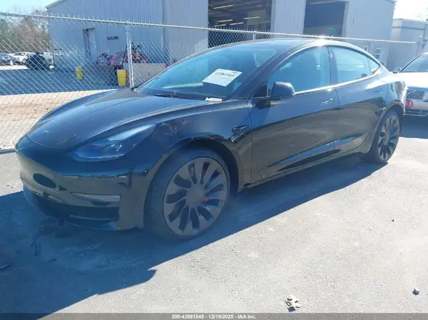 5YJ3E1EC7NF175734 2022 TESLA MODEL 3 - Image 2