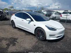 5YJ3E1EC7NF237973 2022 TESLA MODEL 3